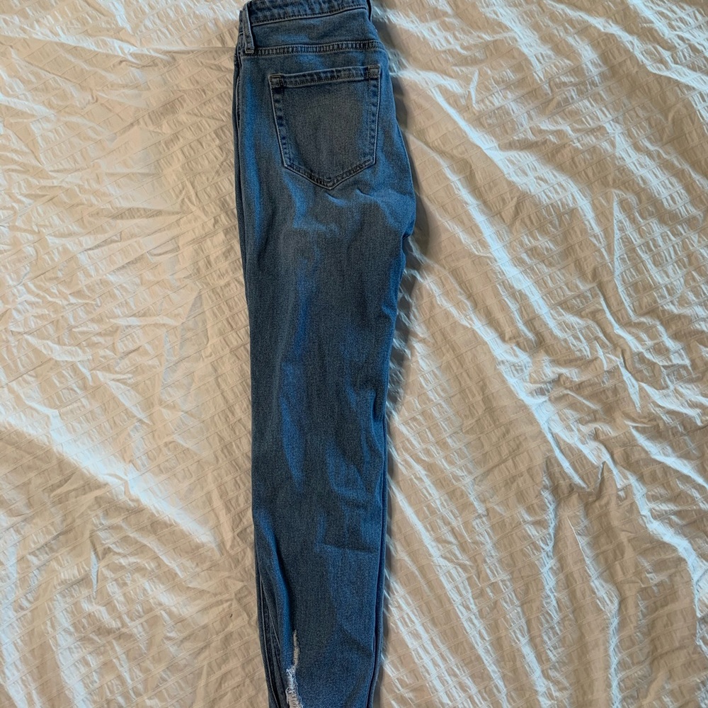 Jeans - Picture 2 of 3
